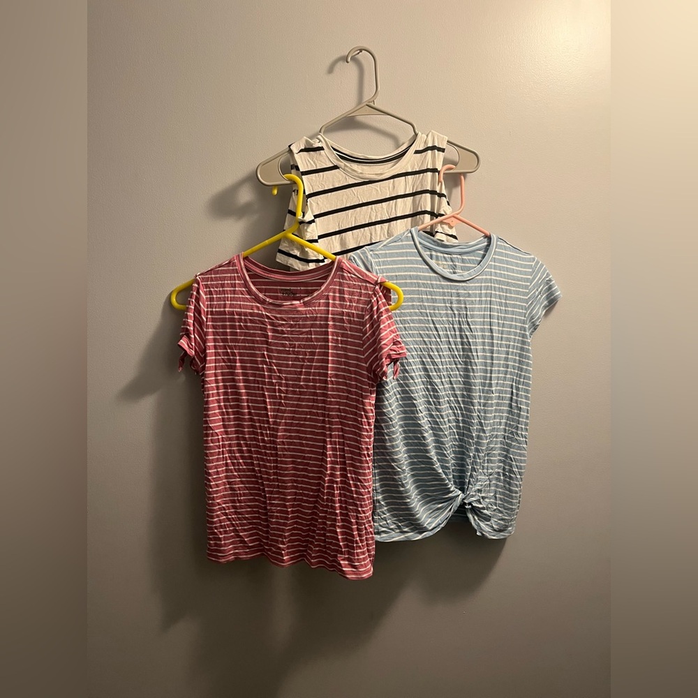 FINAL SALE Size L girls 5 piece bundle of boutique tops (